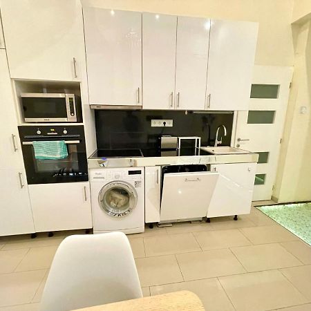 Pearl Lux Residency - Finn Sauna & Steam Room Budapeşte Dış mekan fotoğraf