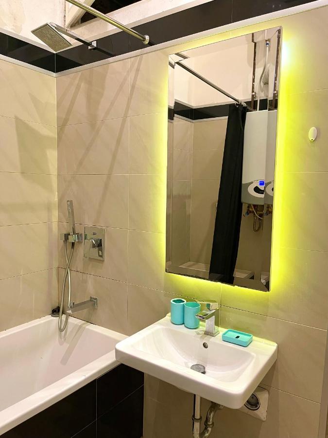 Pearl Lux Residency - Finn Sauna & Steam Room Budapeşte Dış mekan fotoğraf