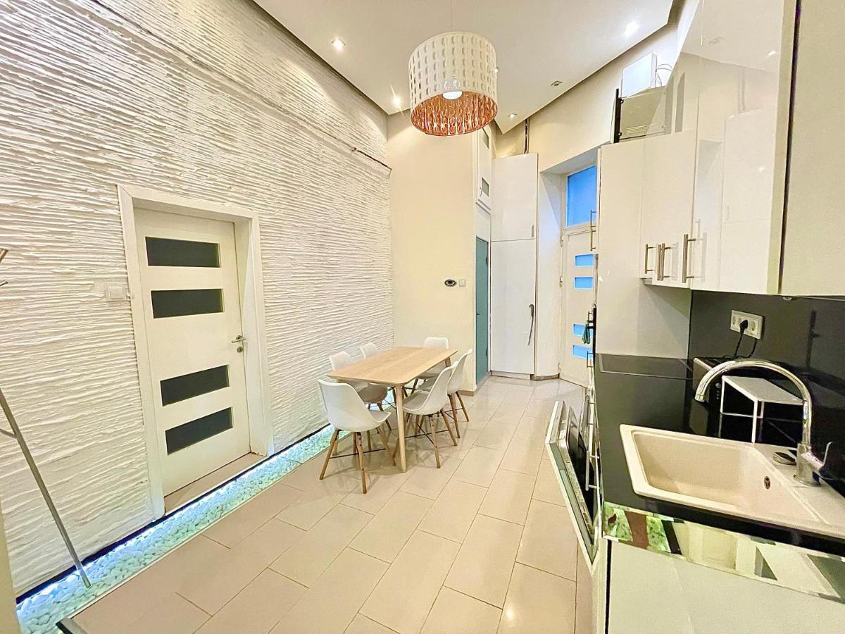 Pearl Lux Residency - Finn Sauna & Steam Room Budapeşte Dış mekan fotoğraf