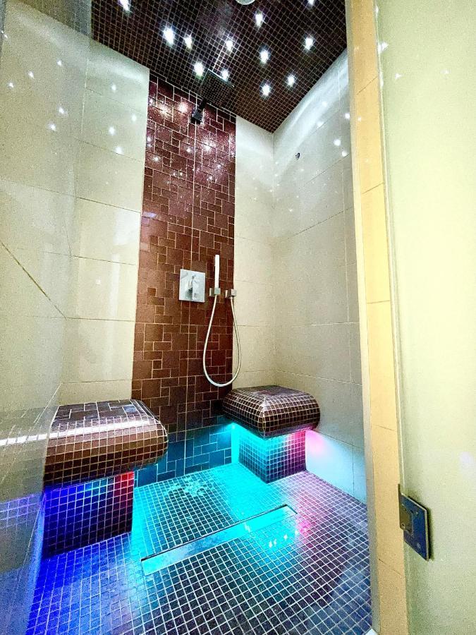 Pearl Lux Residency - Finn Sauna & Steam Room Budapeşte Dış mekan fotoğraf