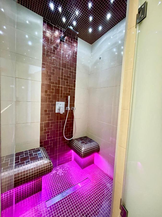 Pearl Lux Residency - Finn Sauna & Steam Room Budapeşte Dış mekan fotoğraf